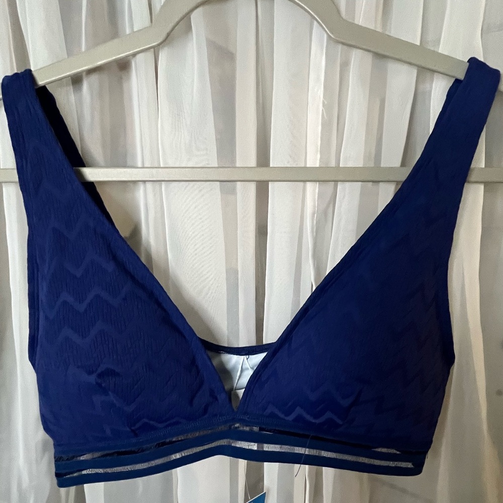 Cupshe Deep Blue Textured Swim Top